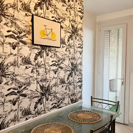 Appartement Minimes - Metro 5 Min - Parking Prive - Entree Autonome