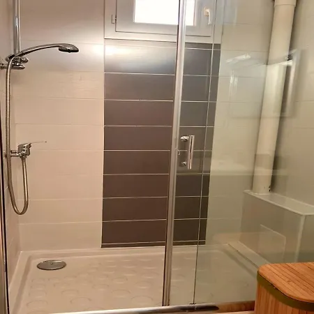 Minimes - Metro 5 Min - Parking Prive - Entree Autonome Appartement