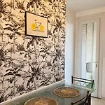 Appartement Minimes - Metro 5 Min - Parking Prive - Entree Autonome
